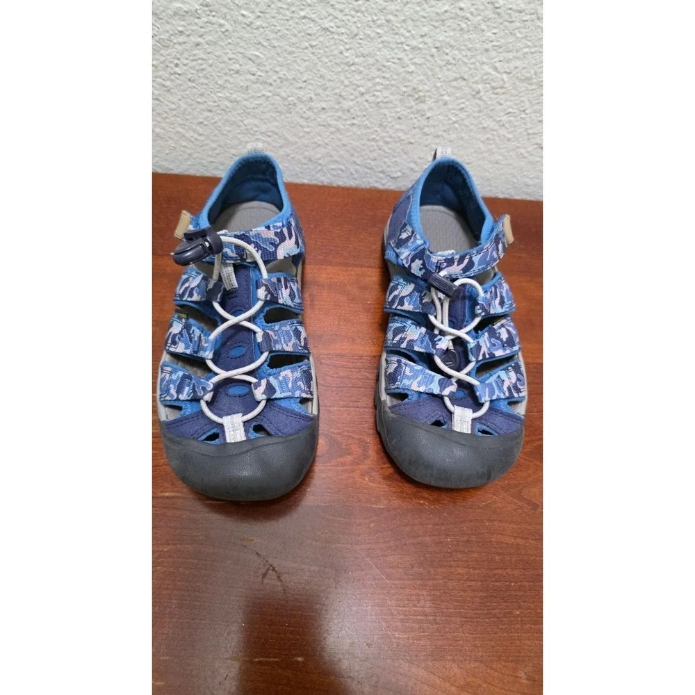 Keen Kids Newport H2 Blue Camo Closed Toe Sandals Adjustable Hook & Loop Strap S